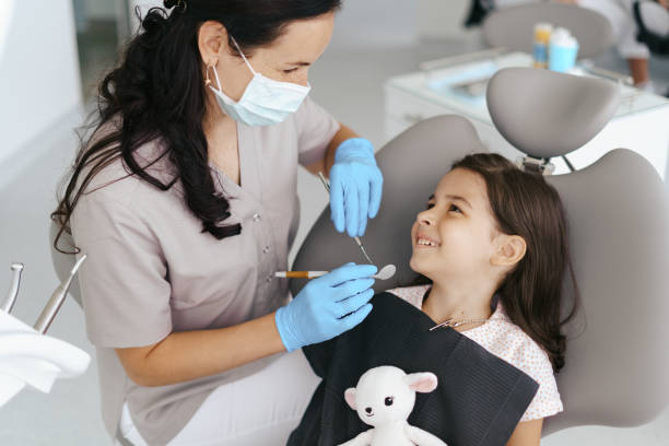 Oral Surgery in Discovery Harbour, HI